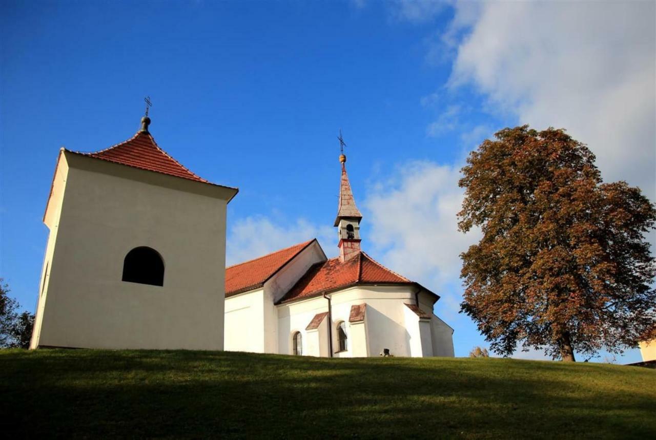 Adela'S Czech Village House Vsejany Luaran gambar